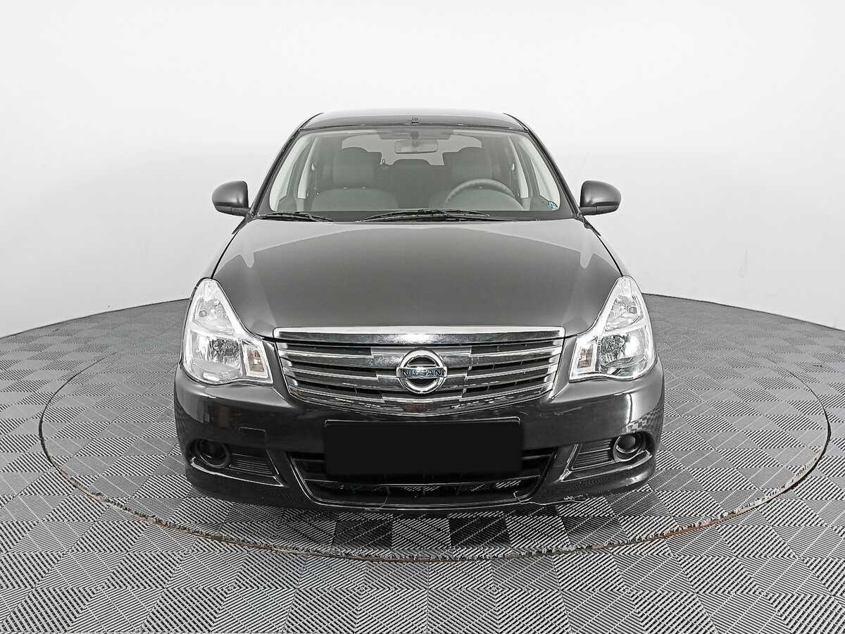 Nissan Almera б/у, 2016, Механическая. Фото: #1