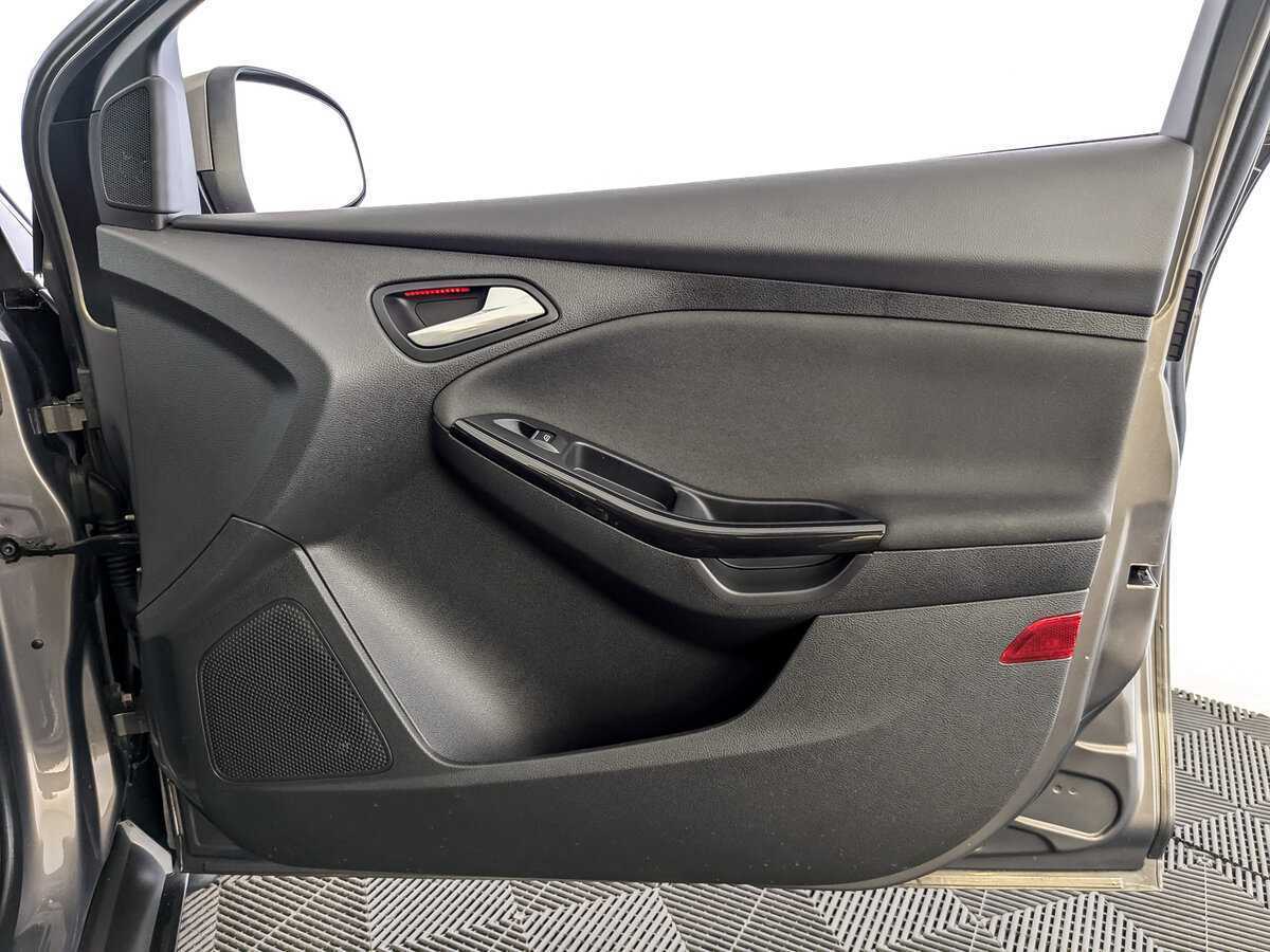 Ford Focus б/у, 2017, Автоматическая. Фото: #19