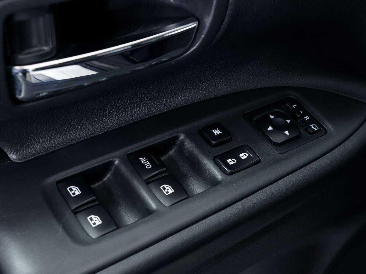 Mitsubishi Outlander б/у, 2015, Вариатор. Фото: #12