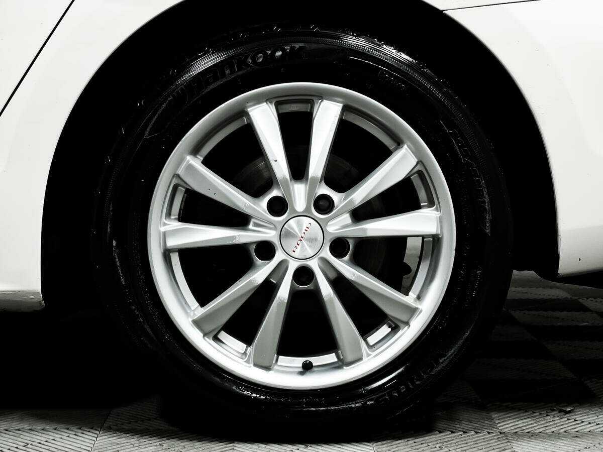 Volkswagen Jetta б/у, 2012, Роботизированная. Фото: #13