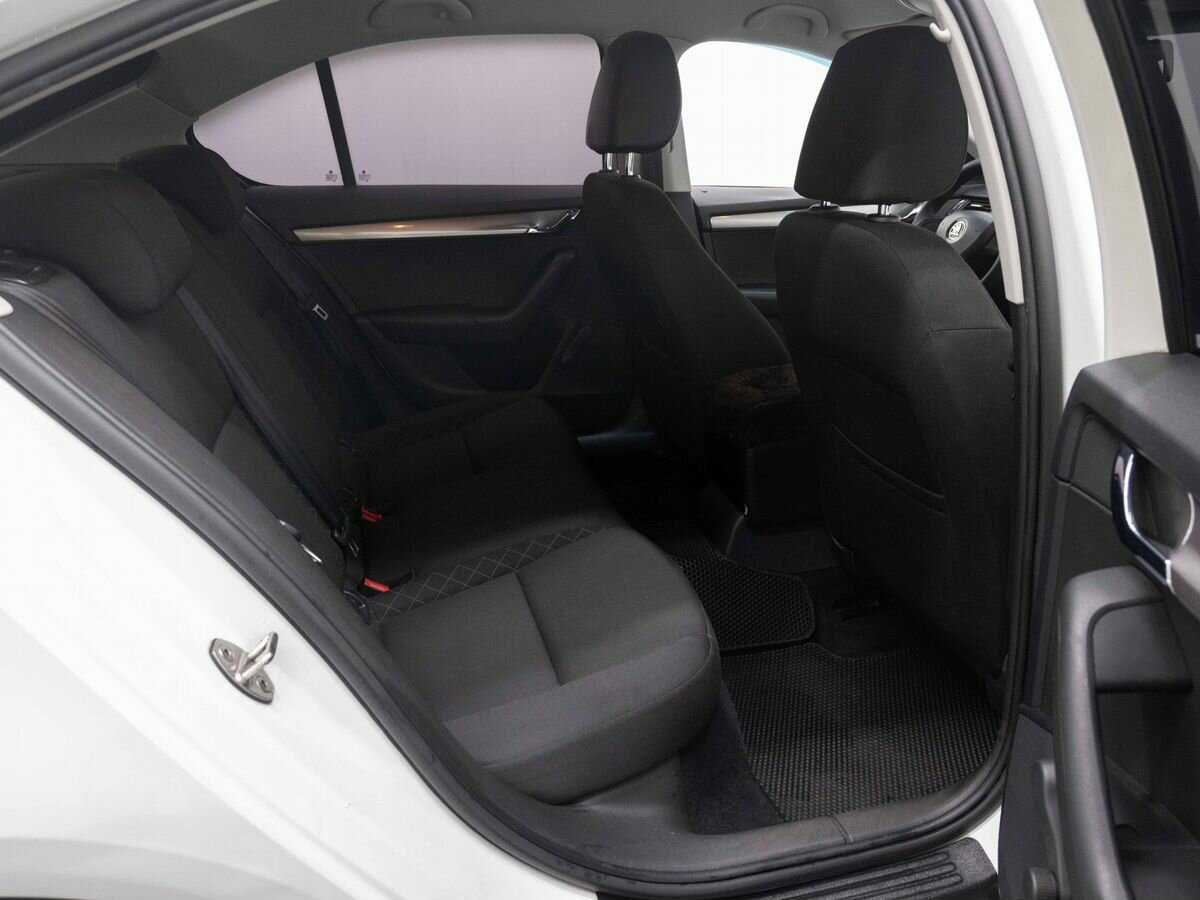 Skoda Octavia б/у, 2018, Механическая. Фото: #10