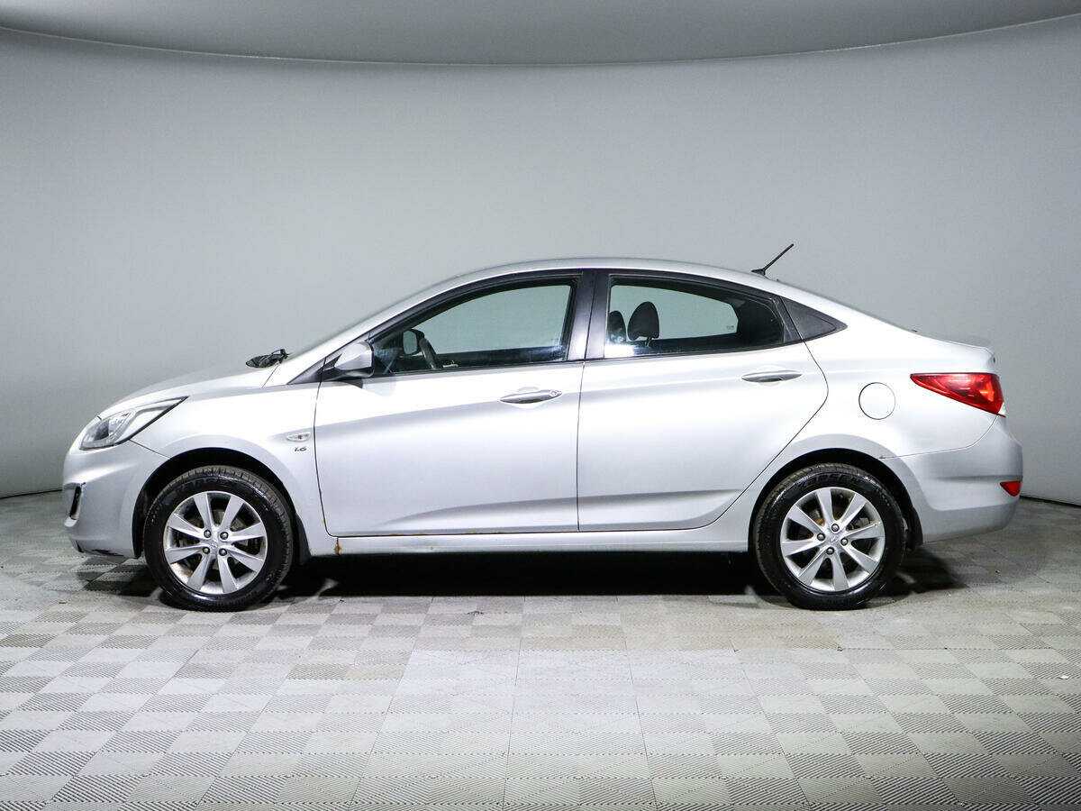 Hyundai Solaris б/у, 2013, Автоматическая. Фото: #7
