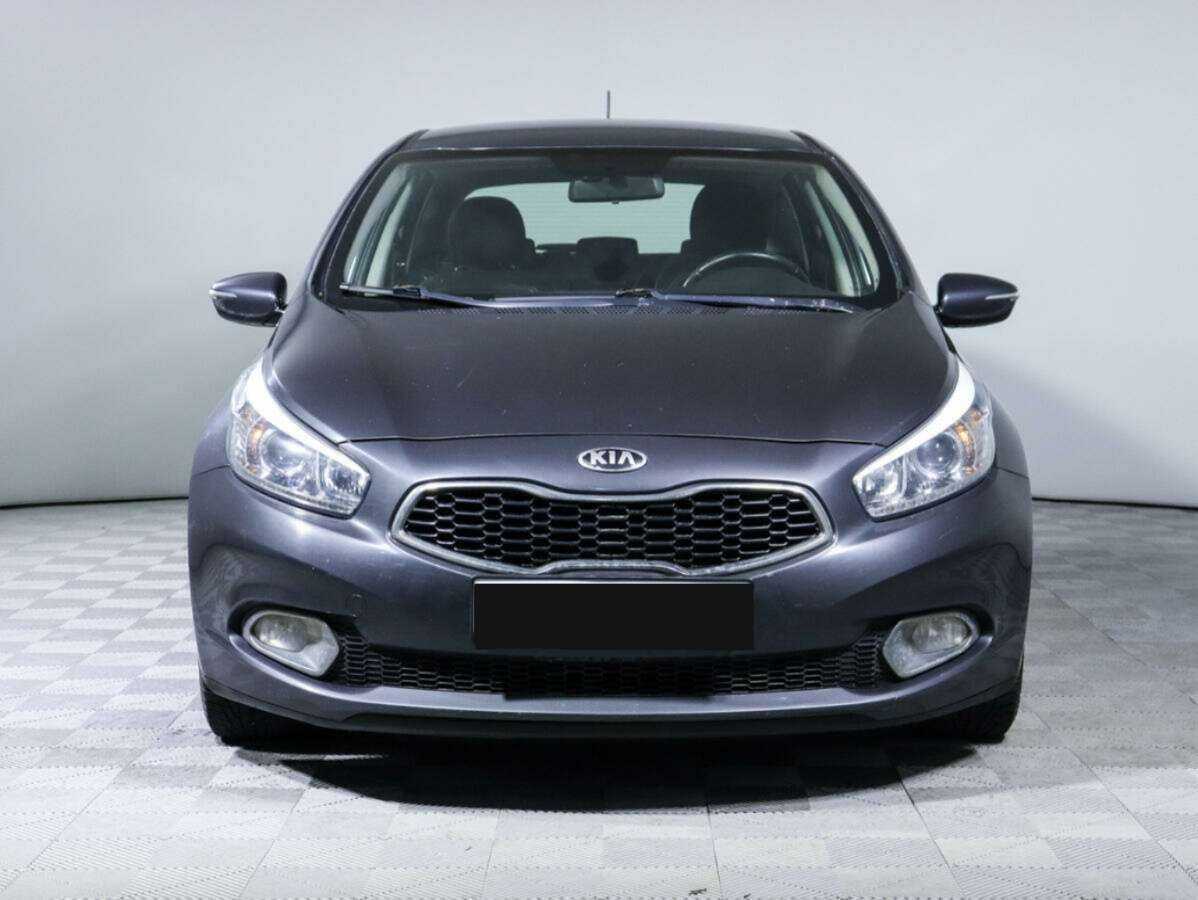 Kia Ceed б/у, 2014, Автоматическая. Фото: #1