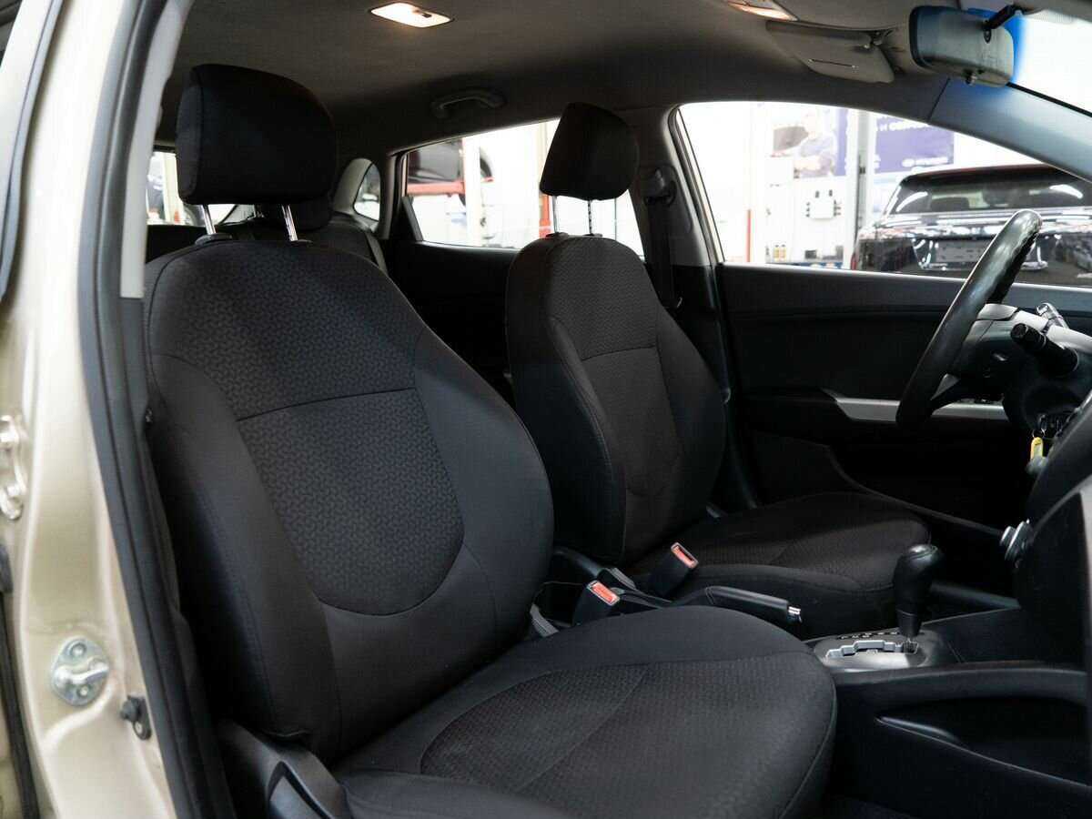 Kia Rio б/у, 2012, Автоматическая. Фото: #7
