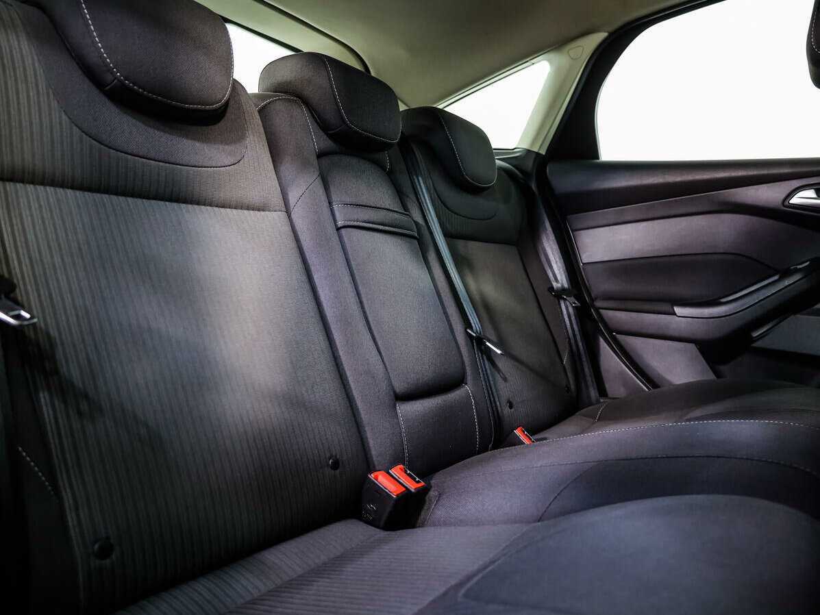 Ford Focus б/у, 2013, Механическая. Фото: #11