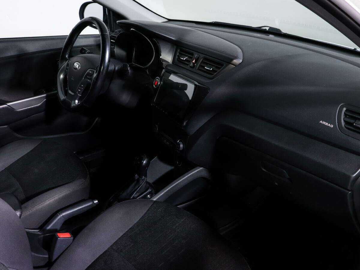 Kia Rio б/у, 2016, Автоматическая. Фото: #6