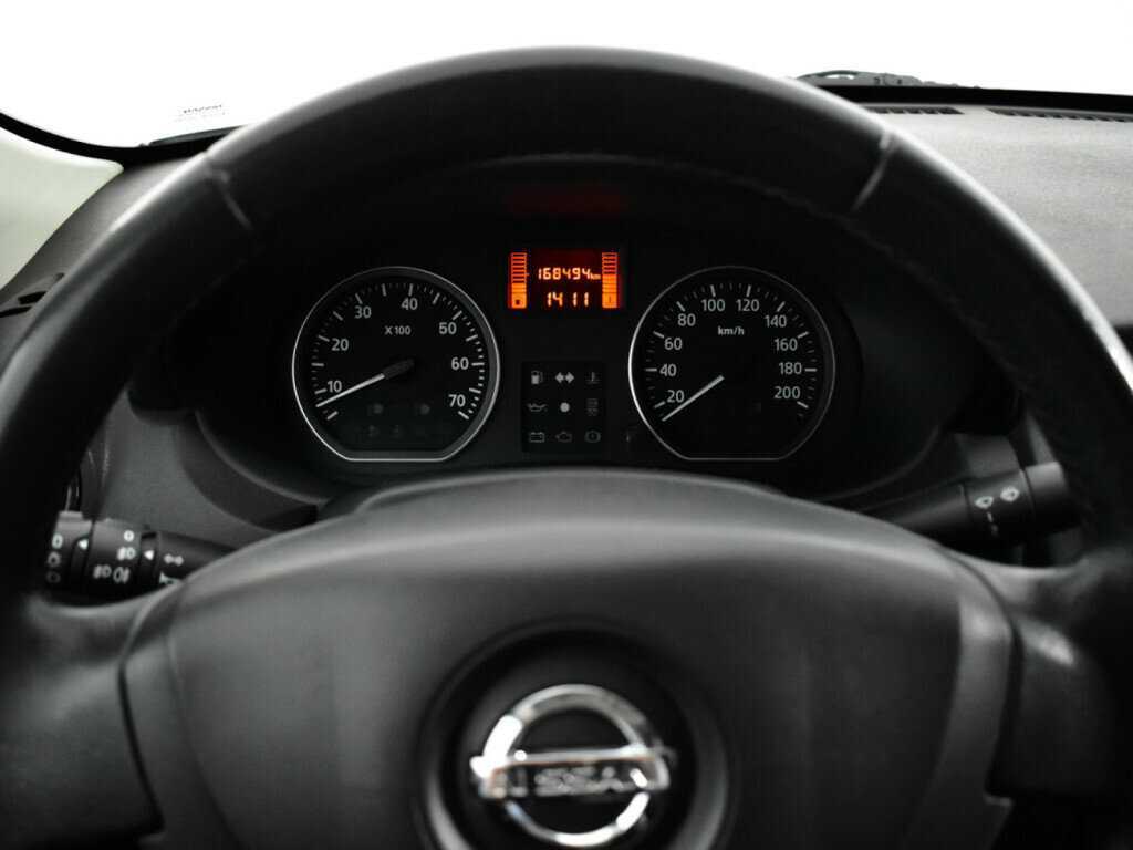 Nissan Almera б/у, 2013, Механическая. Фото: #8