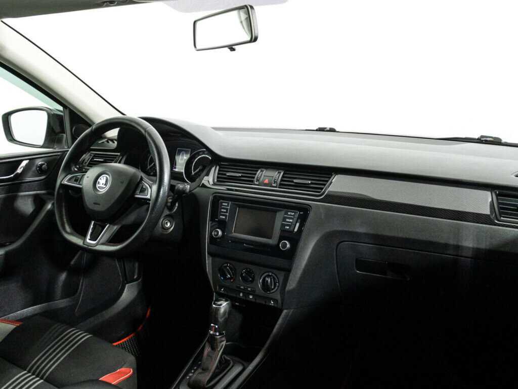 Skoda Rapid б/у, 2016, Роботизированная. Фото: #8