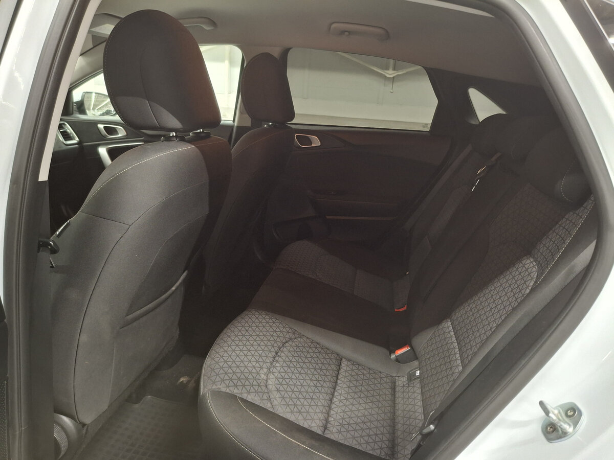 Kia Ceed б/у, 2019, Механическая. Фото: #11