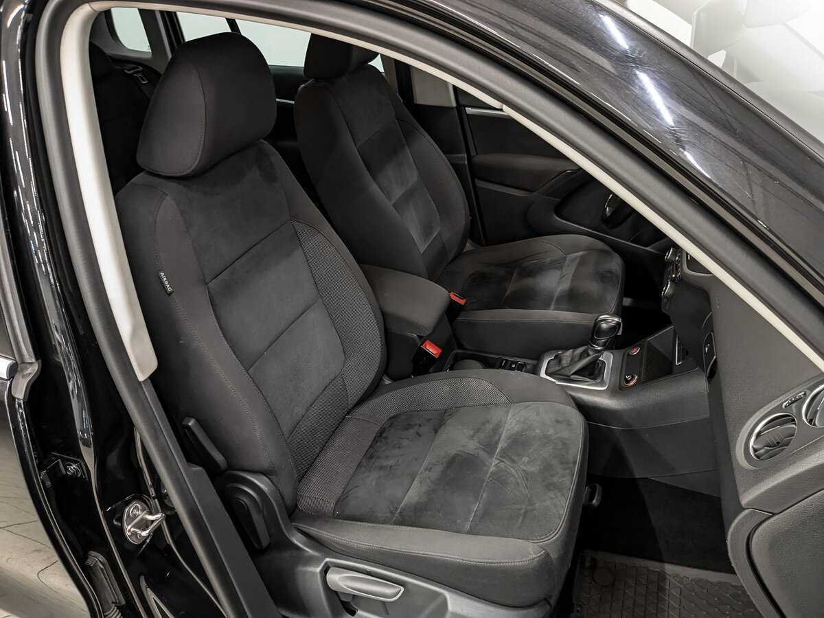 Volkswagen Tiguan б/у, 2015, Автоматическая. Фото: #22