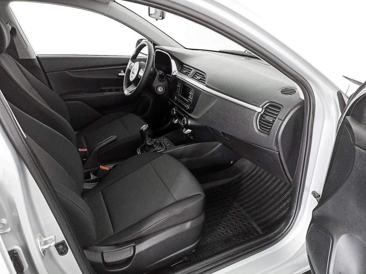 Kia Rio б/у, 2020, Механическая. Фото: #6