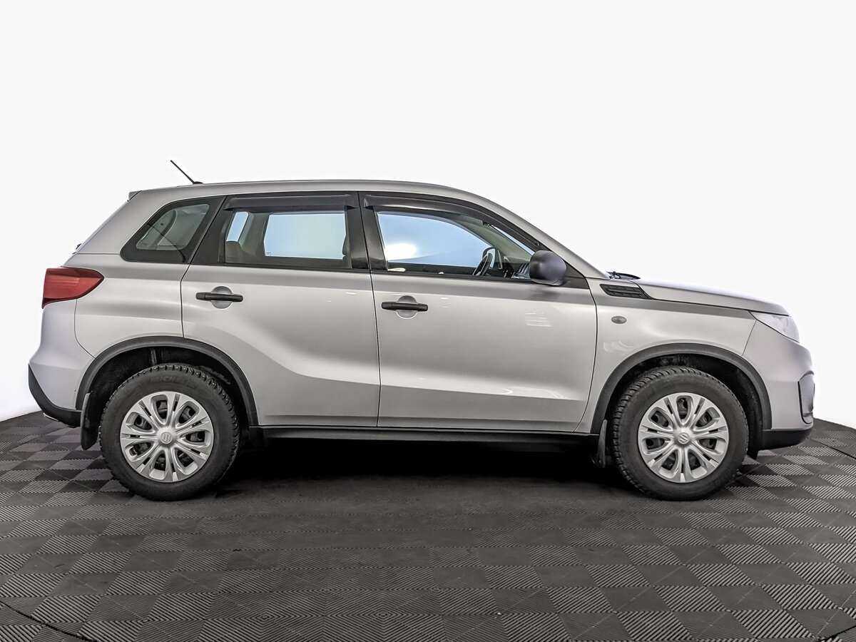 Suzuki Vitara б/у, 2019, Механическая. Фото: #3