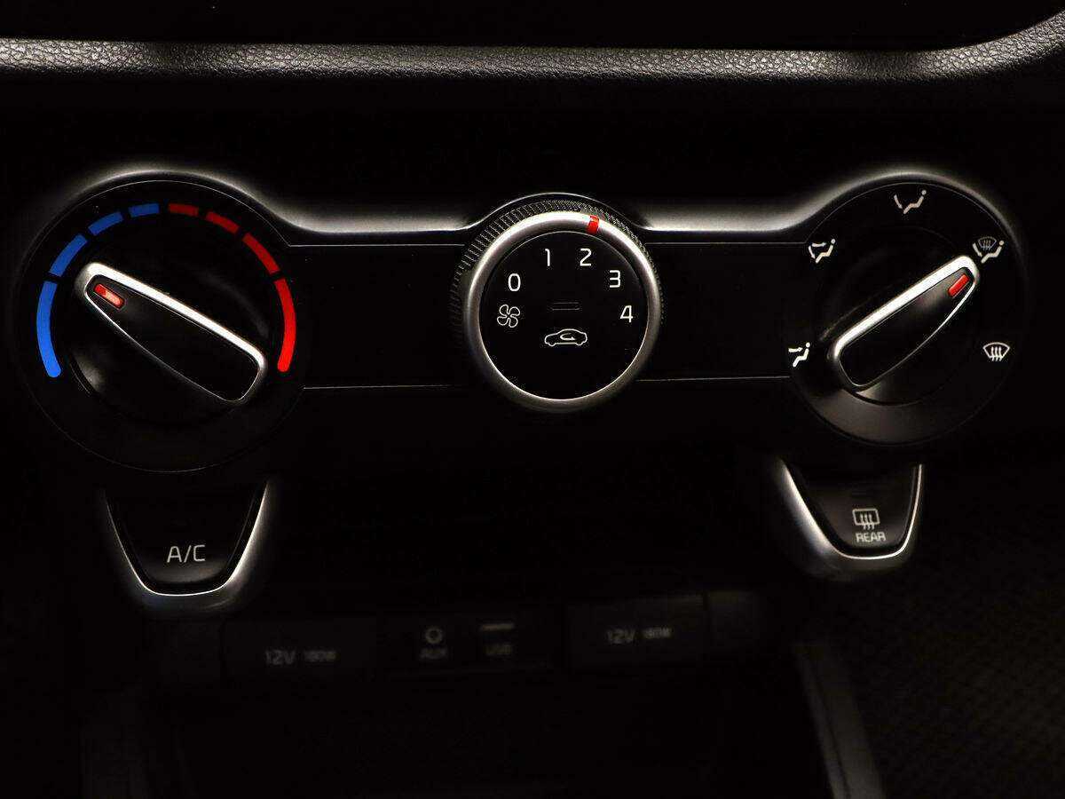 Kia Rio б/у, 2018, Автоматическая. Фото: #17