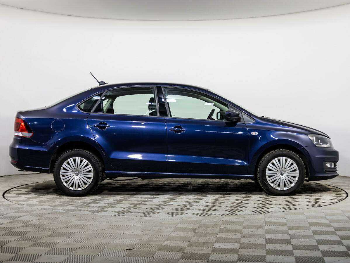 Volkswagen Polo б/у, 2017, Автоматическая. Фото: #1