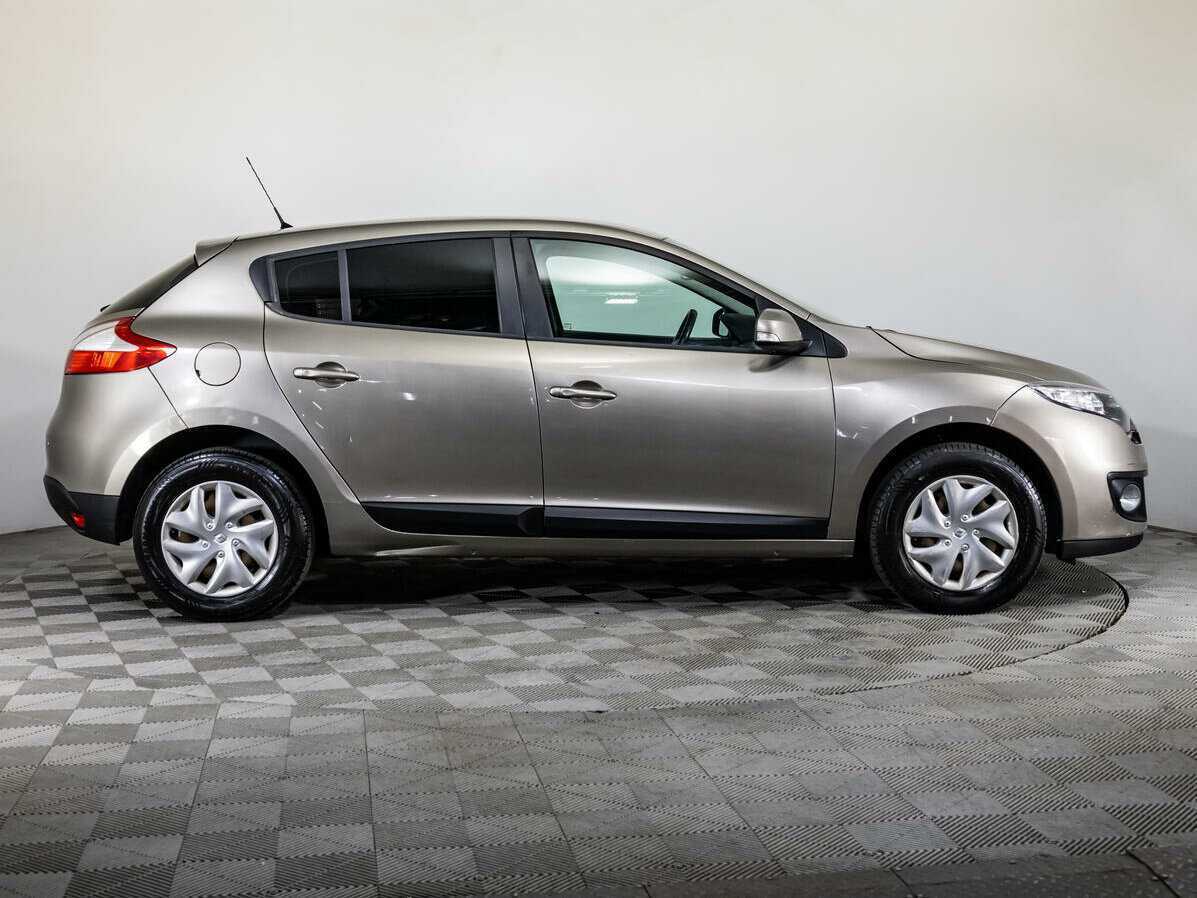 Renault Megane б/у, 2012, Механическая. Фото: #3