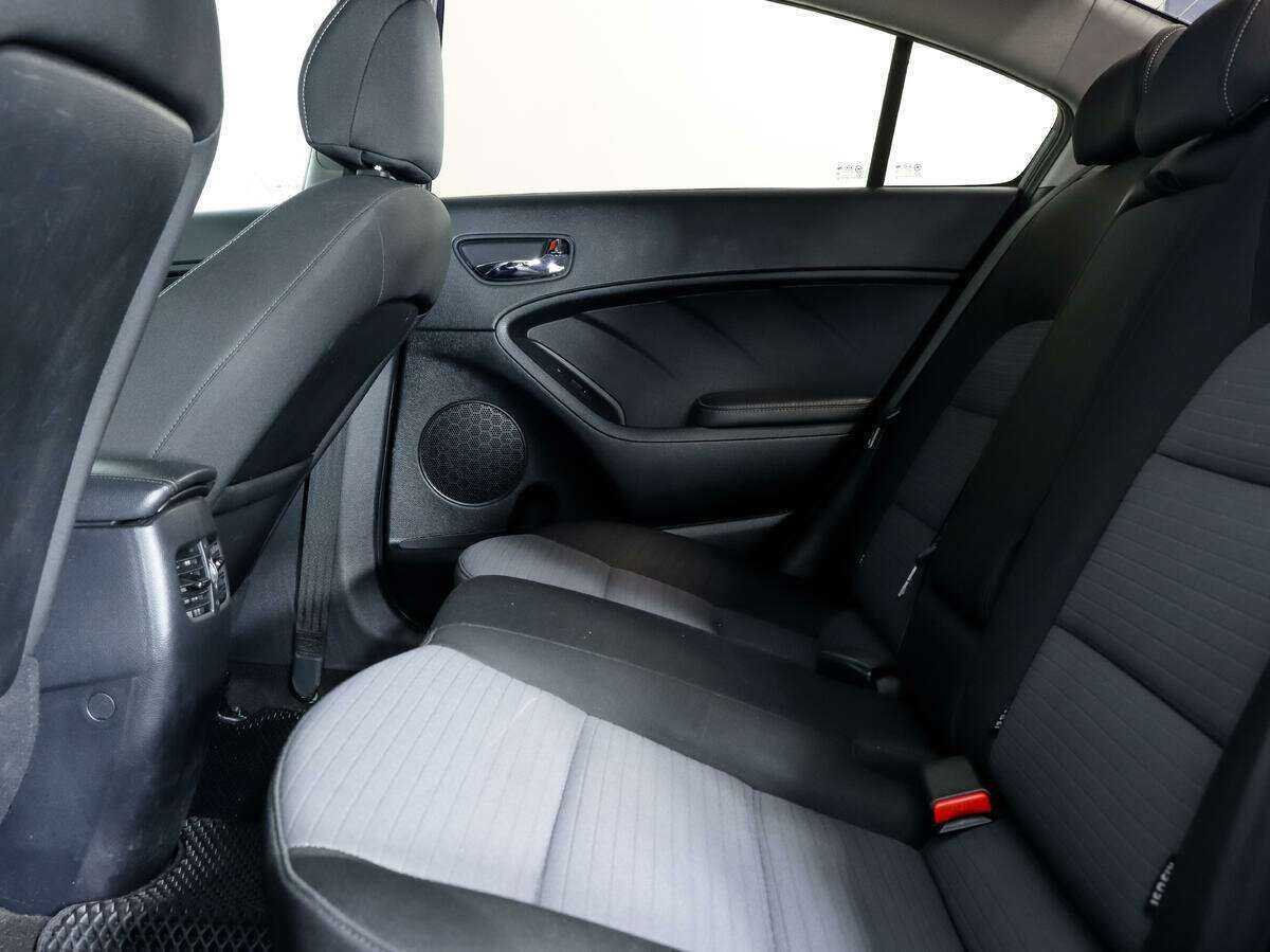 Kia Cerato б/у, 2016, Механическая. Фото: #10