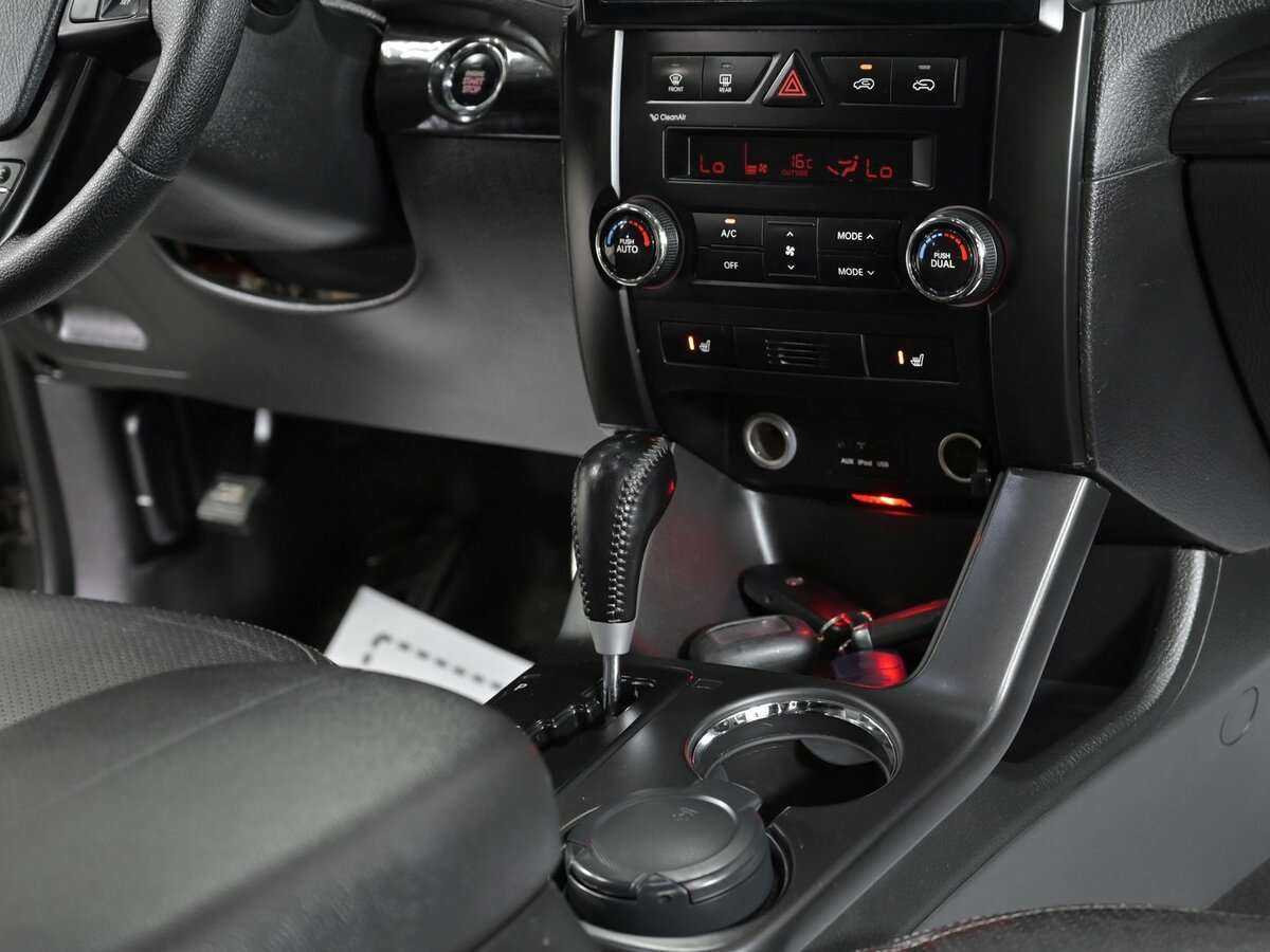 Kia Sorento б/у, 2012, Автоматическая. Фото: #9
