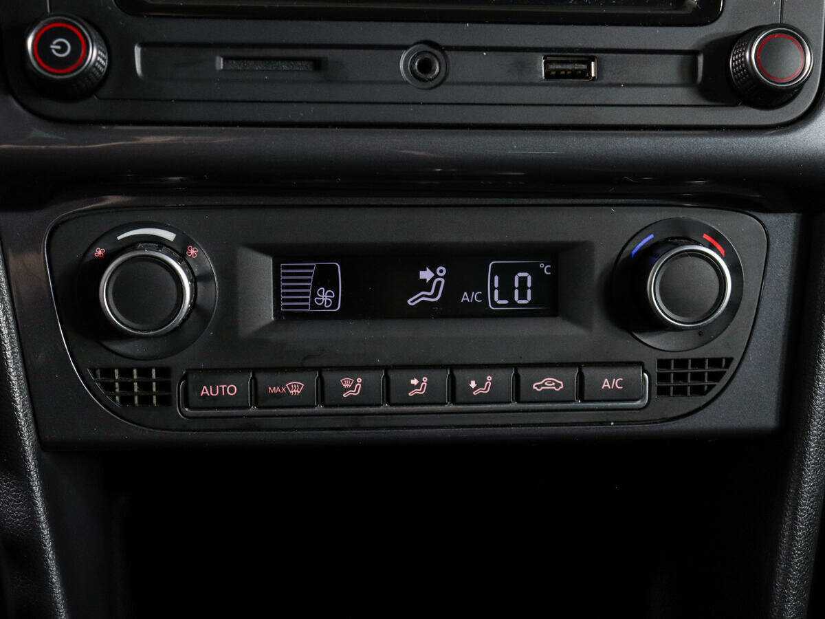 Volkswagen Polo б/у, 2018, Автоматическая. Фото: #19