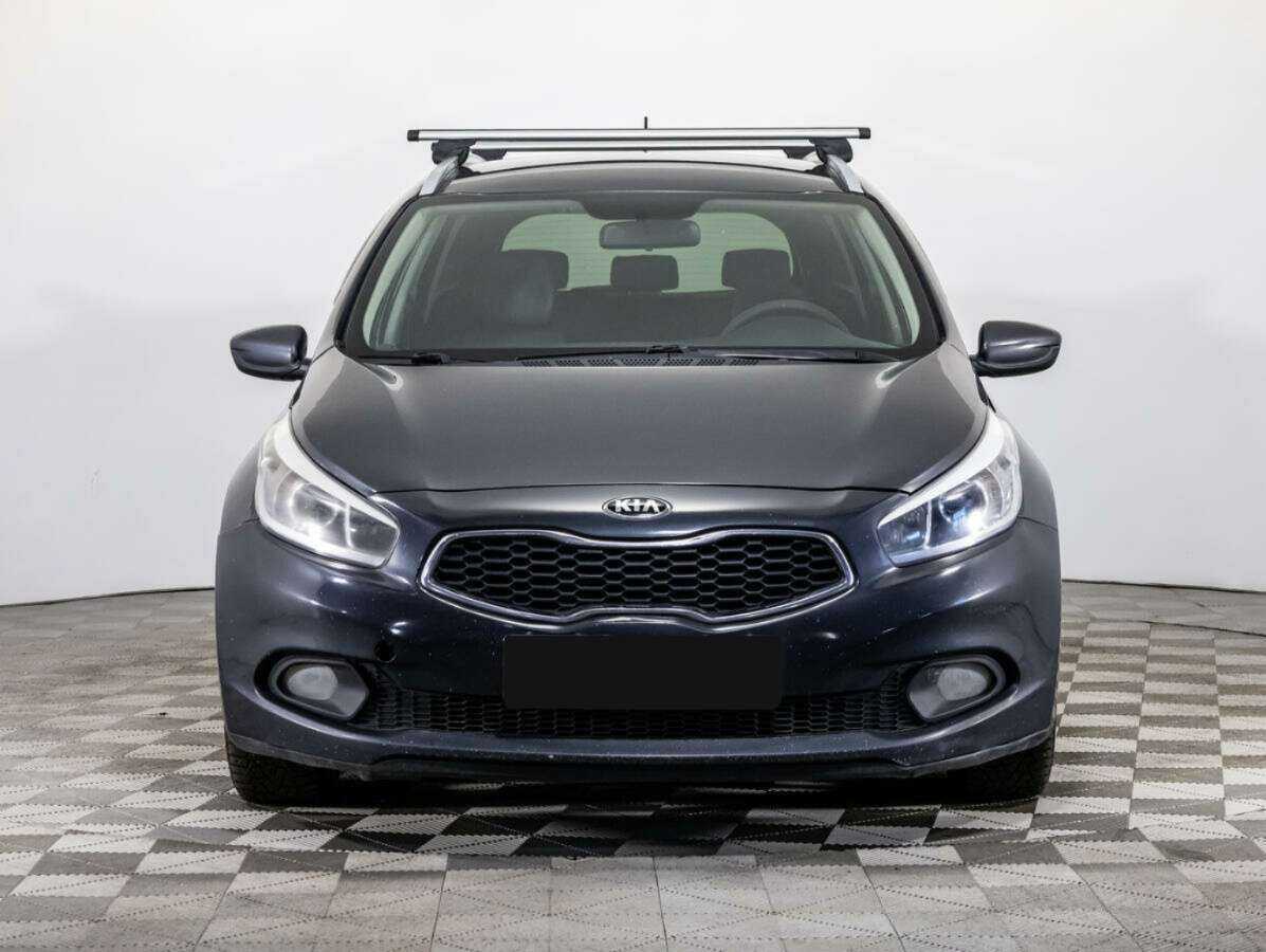 Kia Ceed б/у, 2013, Механическая. Фото: #1