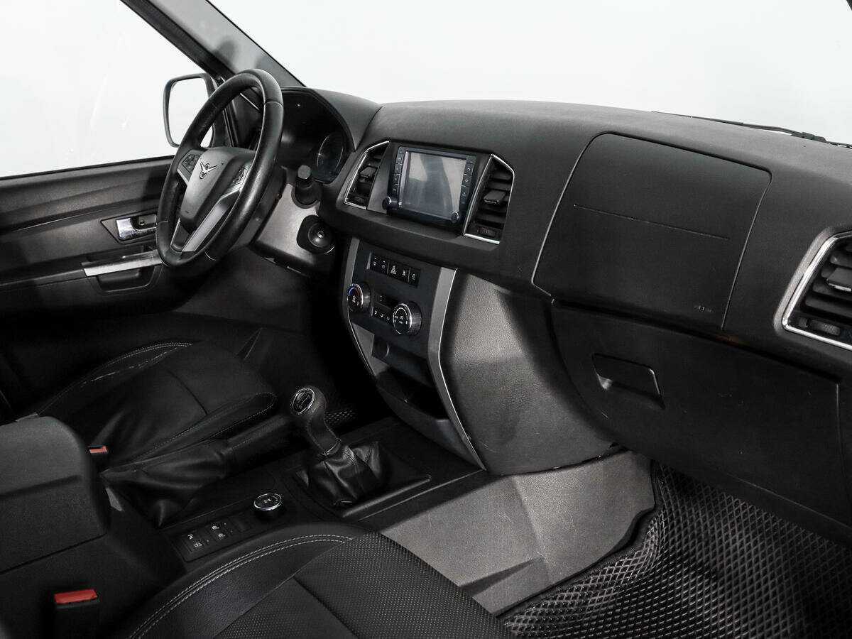 УАЗ Patriot б/у, 2016, Механическая. Фото: #12