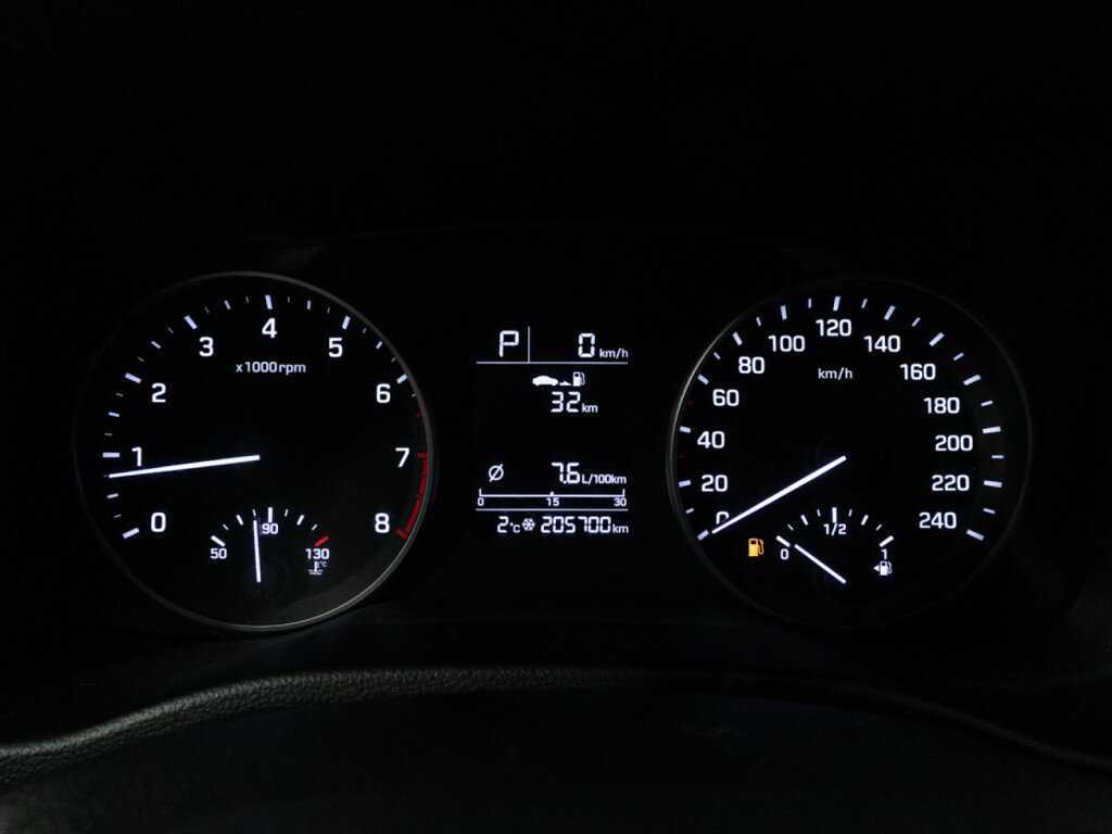 Hyundai Elantra б/у, 2017, Автоматическая. Фото: #11