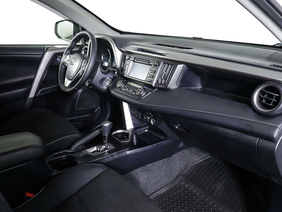 Toyota RAV4 б/у, 2016, Автоматическая. Фото: #6
