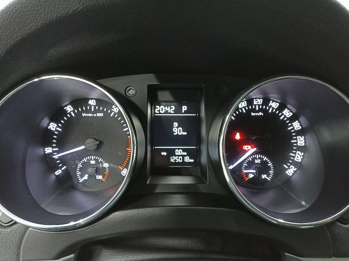 Skoda Yeti б/у, 2014, Роботизированная. Фото: #12