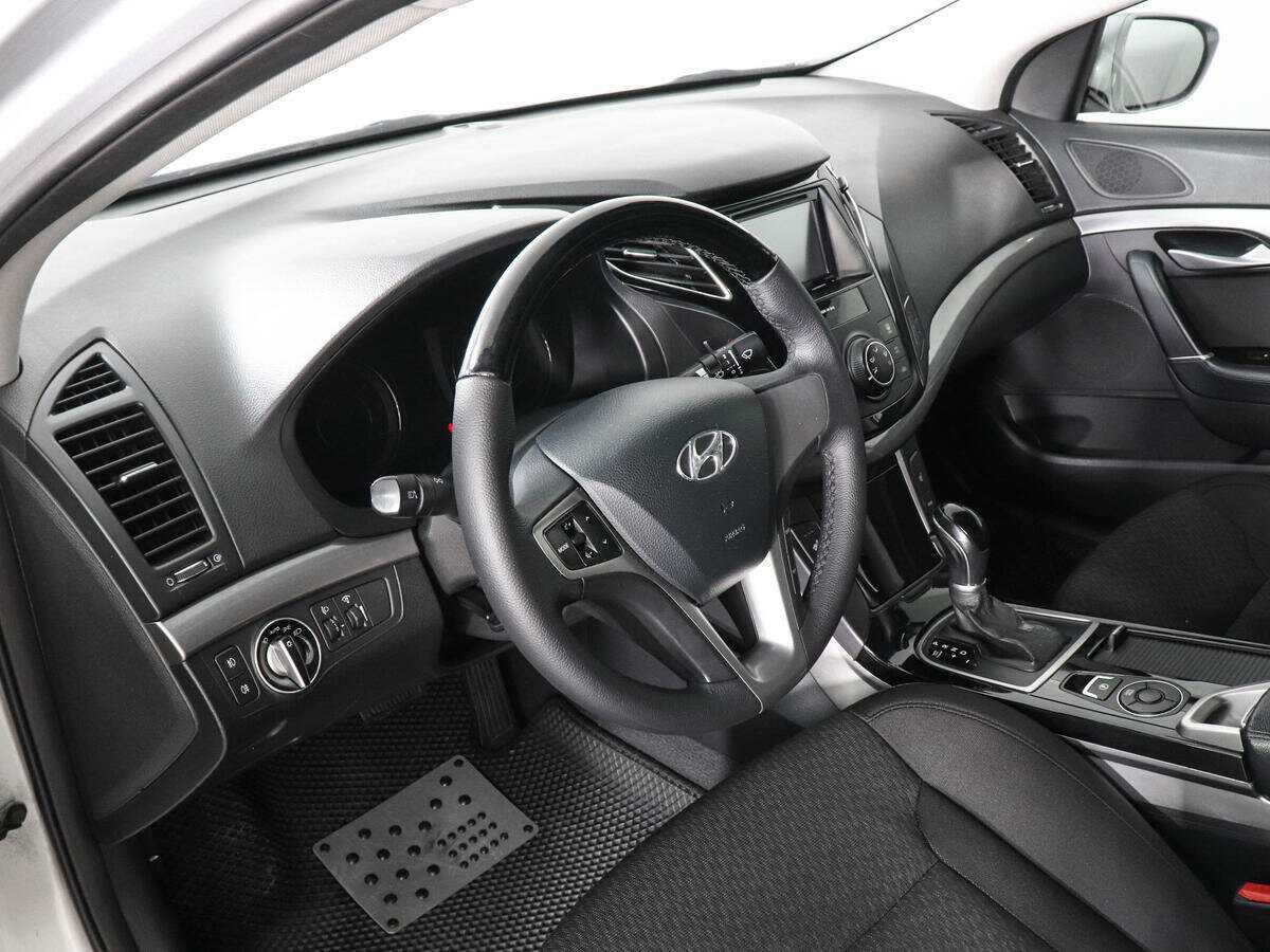 Hyundai i40 б/у, 2013, Автоматическая. Фото: #8