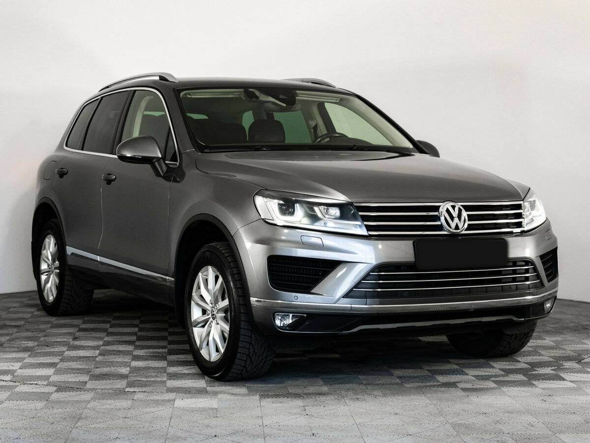 Volkswagen Touareg б/у, 2016, Автоматическая. Фото: #2
