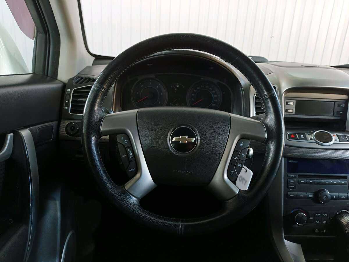 Chevrolet Captiva б/у, 2012, Автоматическая. Фото: #9