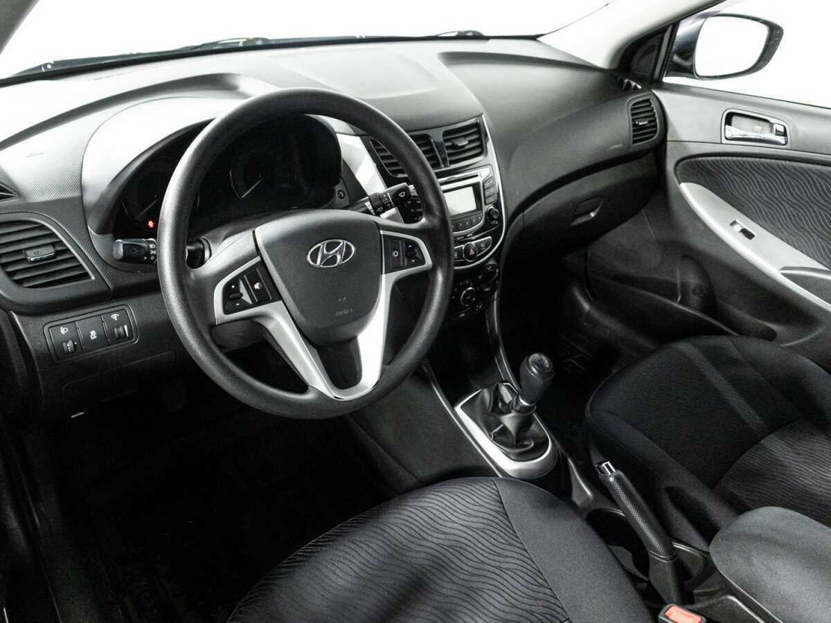 Hyundai Solaris б/у, 2013, Механическая. Фото: #10