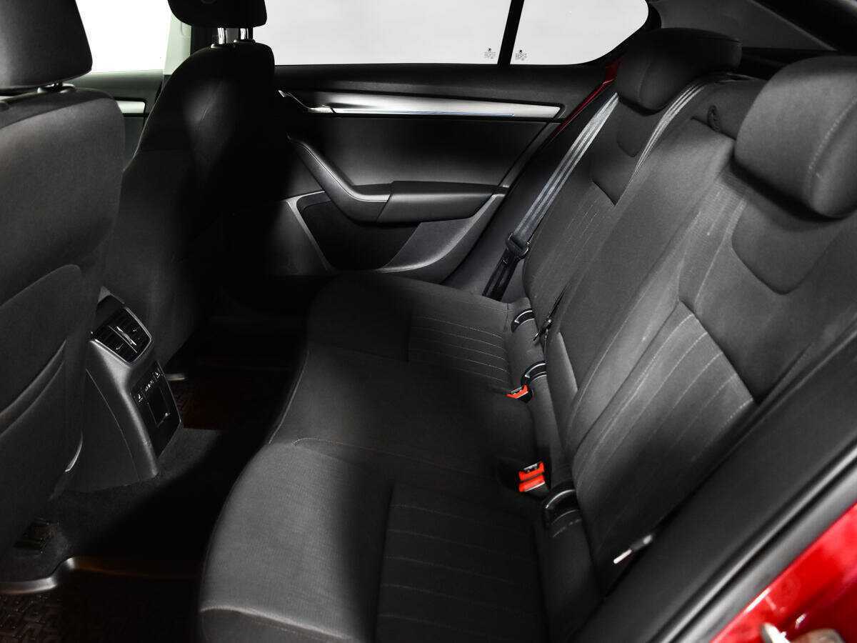 Skoda Octavia б/у, 2017, Автоматическая. Фото: #9