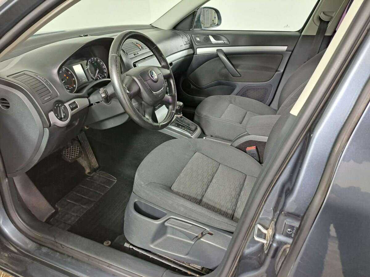 Skoda Octavia б/у, 2012, Роботизированная. Фото: #11