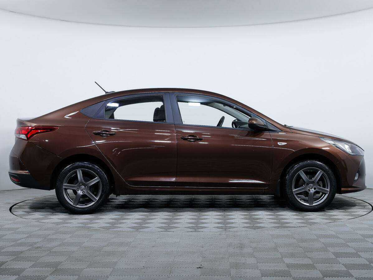Hyundai Solaris б/у, 2021, Автоматическая. Фото: #2