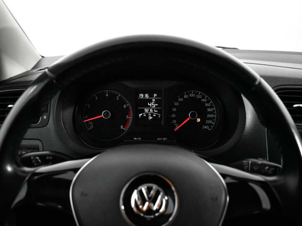 Volkswagen Polo б/у, 2015, Автоматическая. Фото: #10