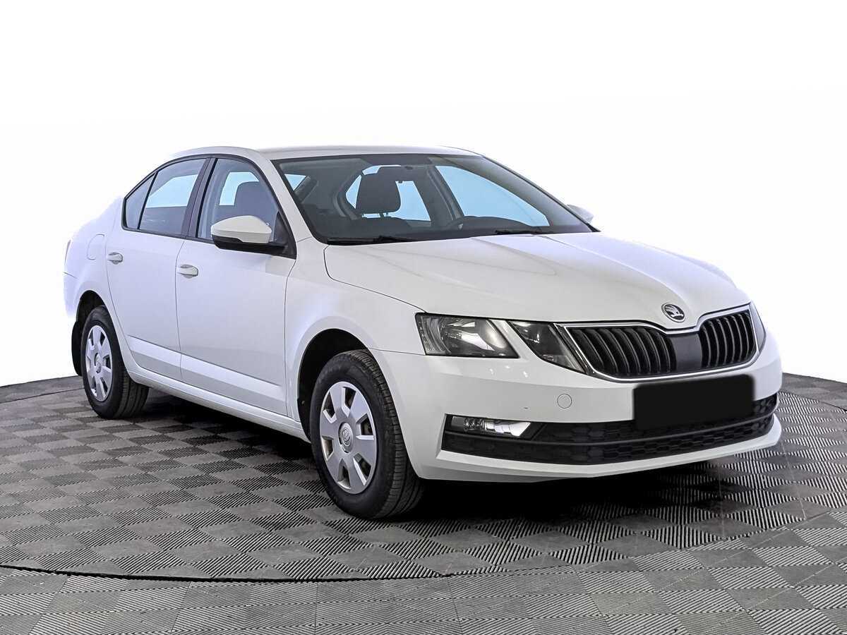 Skoda Octavia б/у, 2019, Автоматическая. Фото: #2