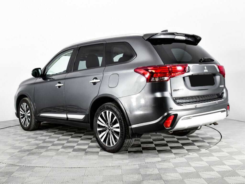 Mitsubishi Outlander б/у, 2018, Вариатор. Фото: #6