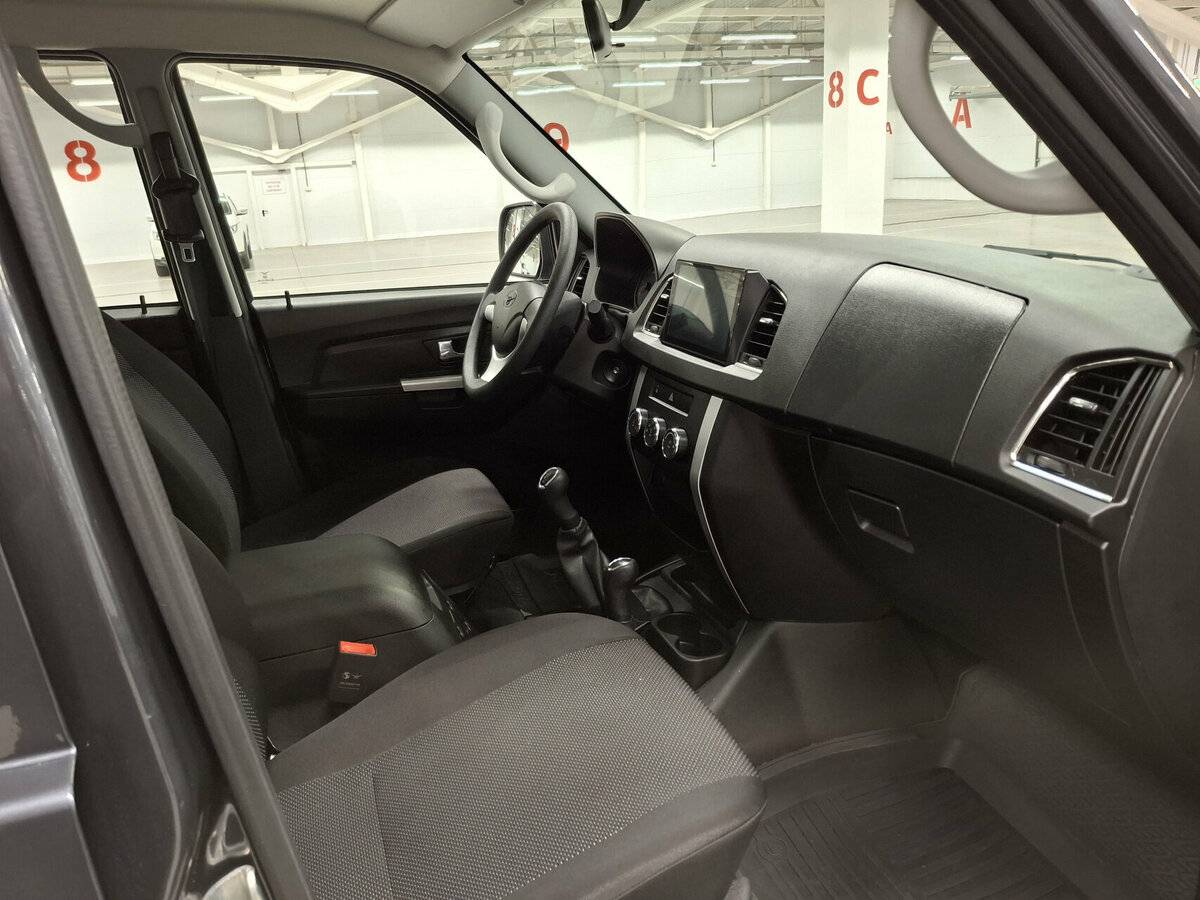 УАЗ Patriot б/у, 2024, Механическая. Фото: #10