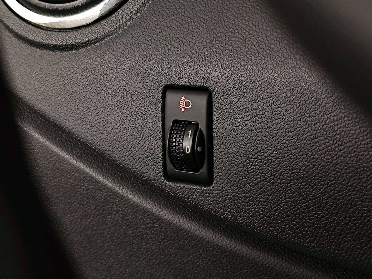 Nissan Almera б/у, 2016, Механическая. Фото: #15