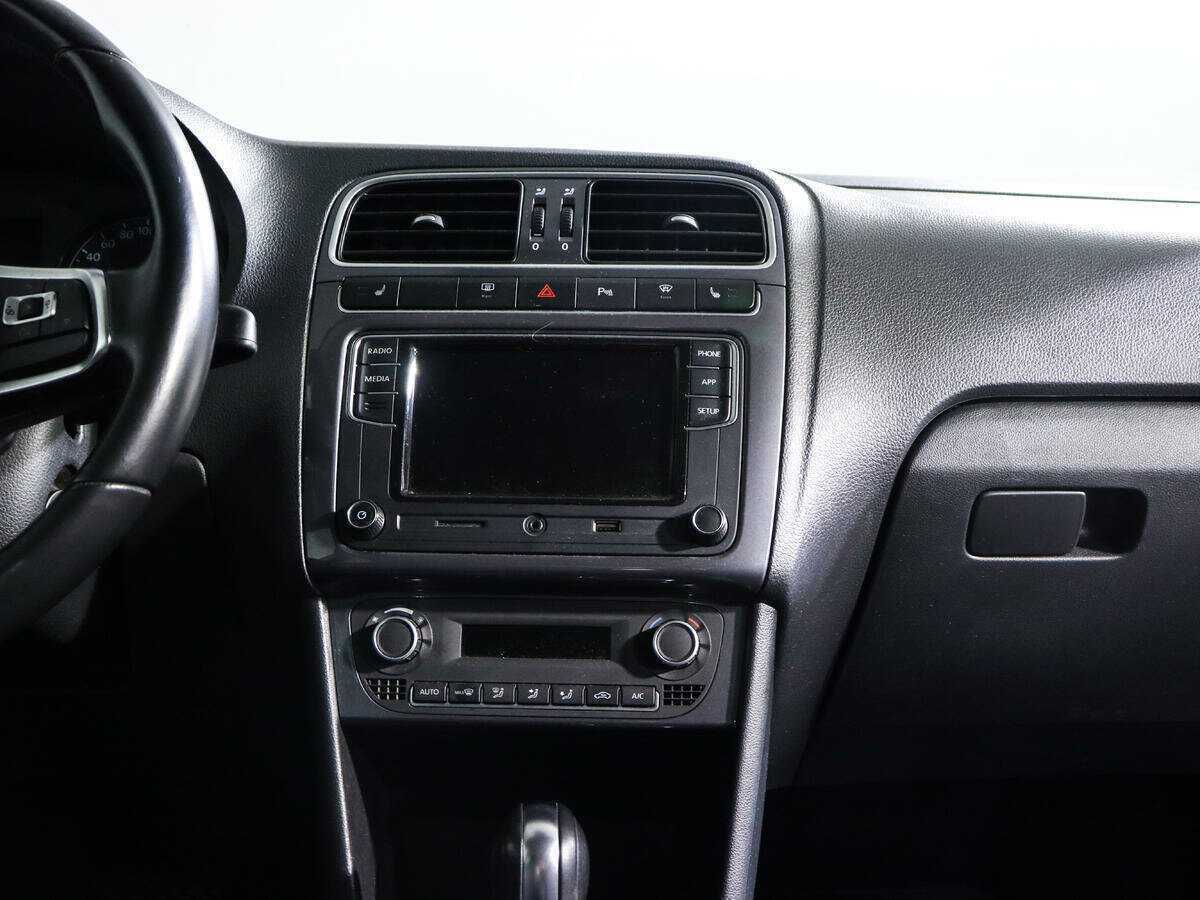 Volkswagen Polo б/у, 2019, Автоматическая. Фото: #12