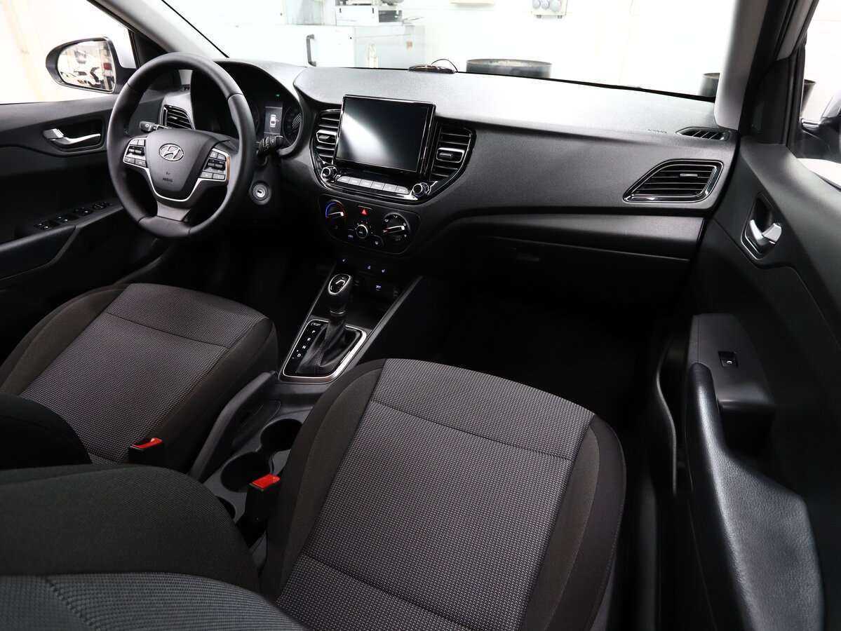 Hyundai Solaris б/у, 2021, Автоматическая. Фото: #9