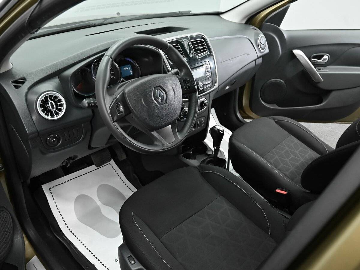 Renault Sandero б/у, 2016, Автоматическая. Фото: #7