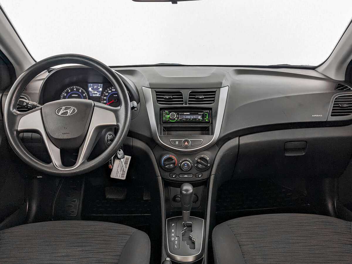 Hyundai Solaris б/у, 2014, Автоматическая. Фото: #11