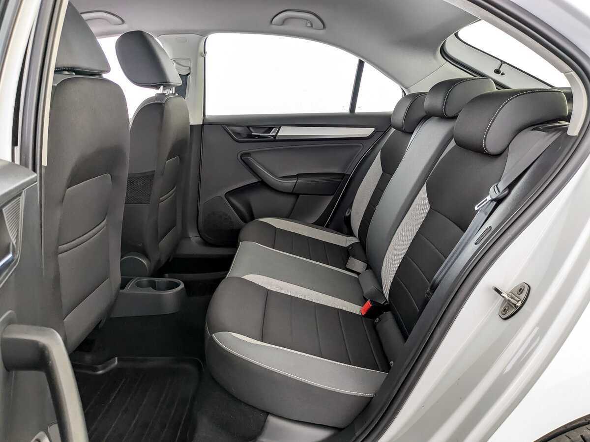 Skoda Rapid б/у, 2019, Механическая. Фото: #9