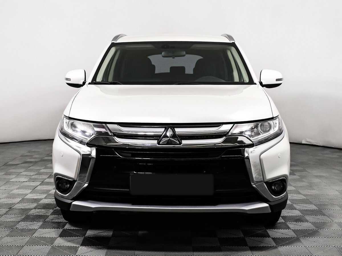 Mitsubishi Outlander б/у, 2017, Вариатор. Фото: #1