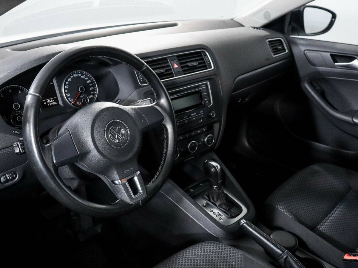 Volkswagen Jetta б/у, 2014, Автоматическая. Фото: #11