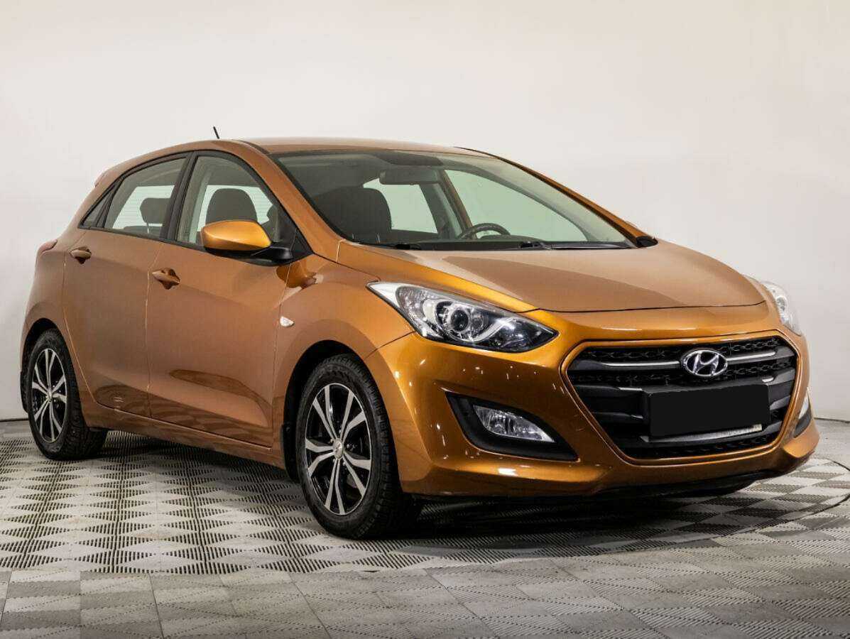 Hyundai i30 б/у, 2016, Автоматическая. Фото: #2