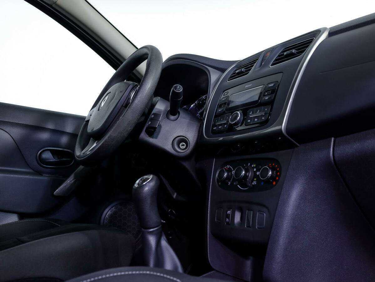 Renault Sandero б/у, 2018, Механическая. Фото: #17