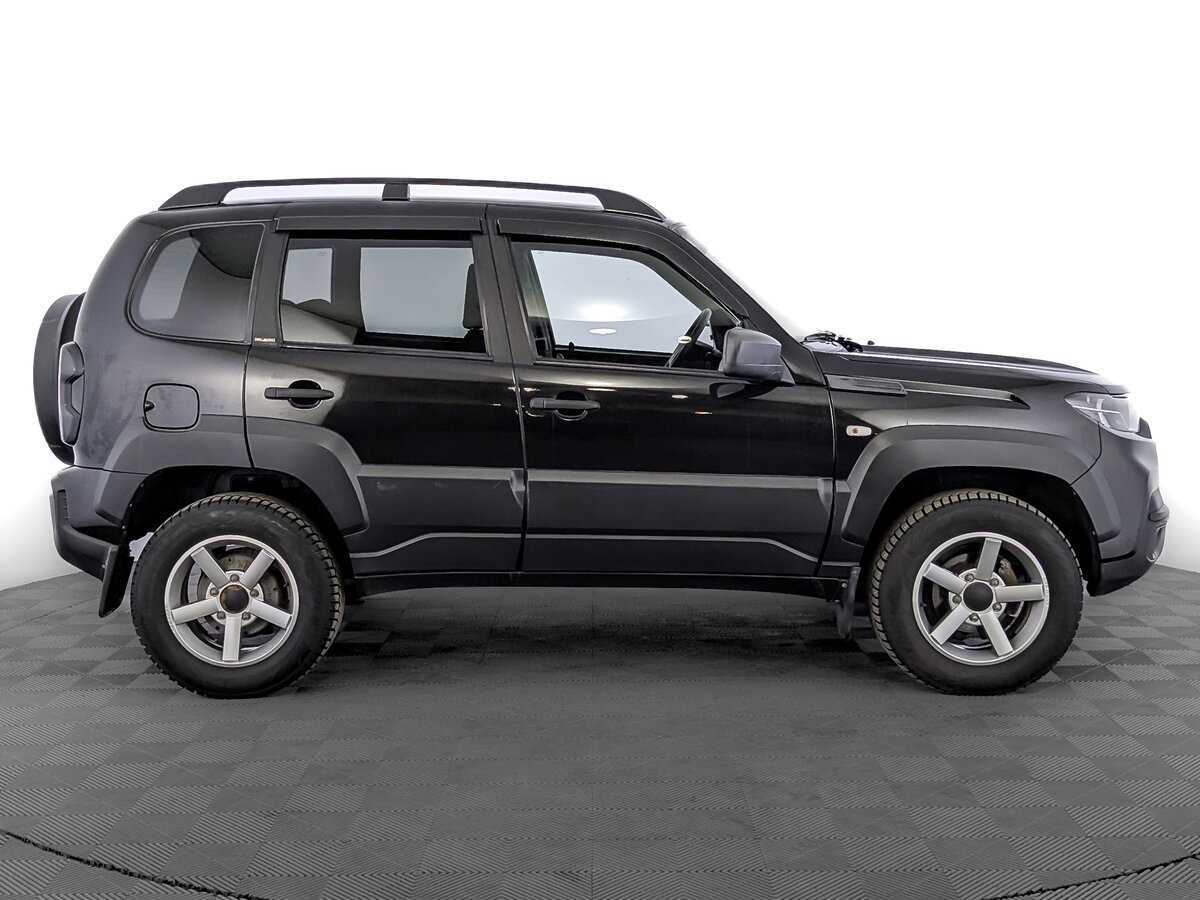 Lada (ВАЗ) Niva б/у, 2022, Механическая. Фото: #3