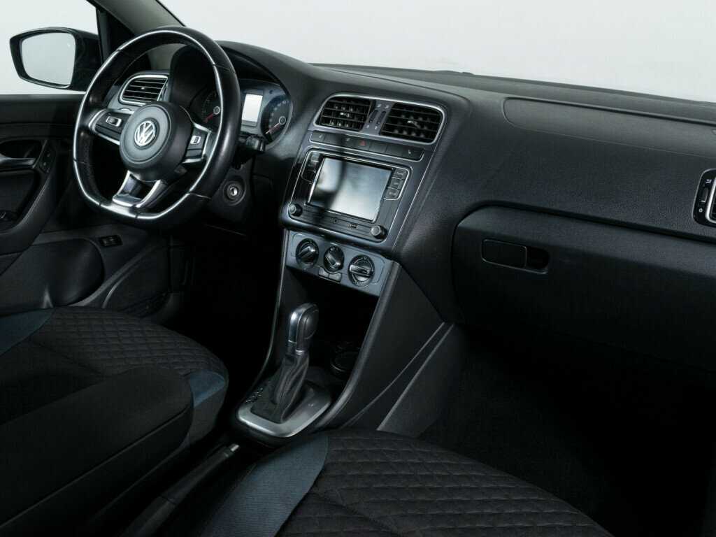 Volkswagen Polo б/у, 2019, Автоматическая. Фото: #7